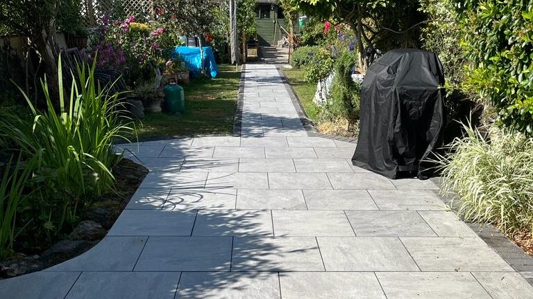 Paving C&B Builders Ltd